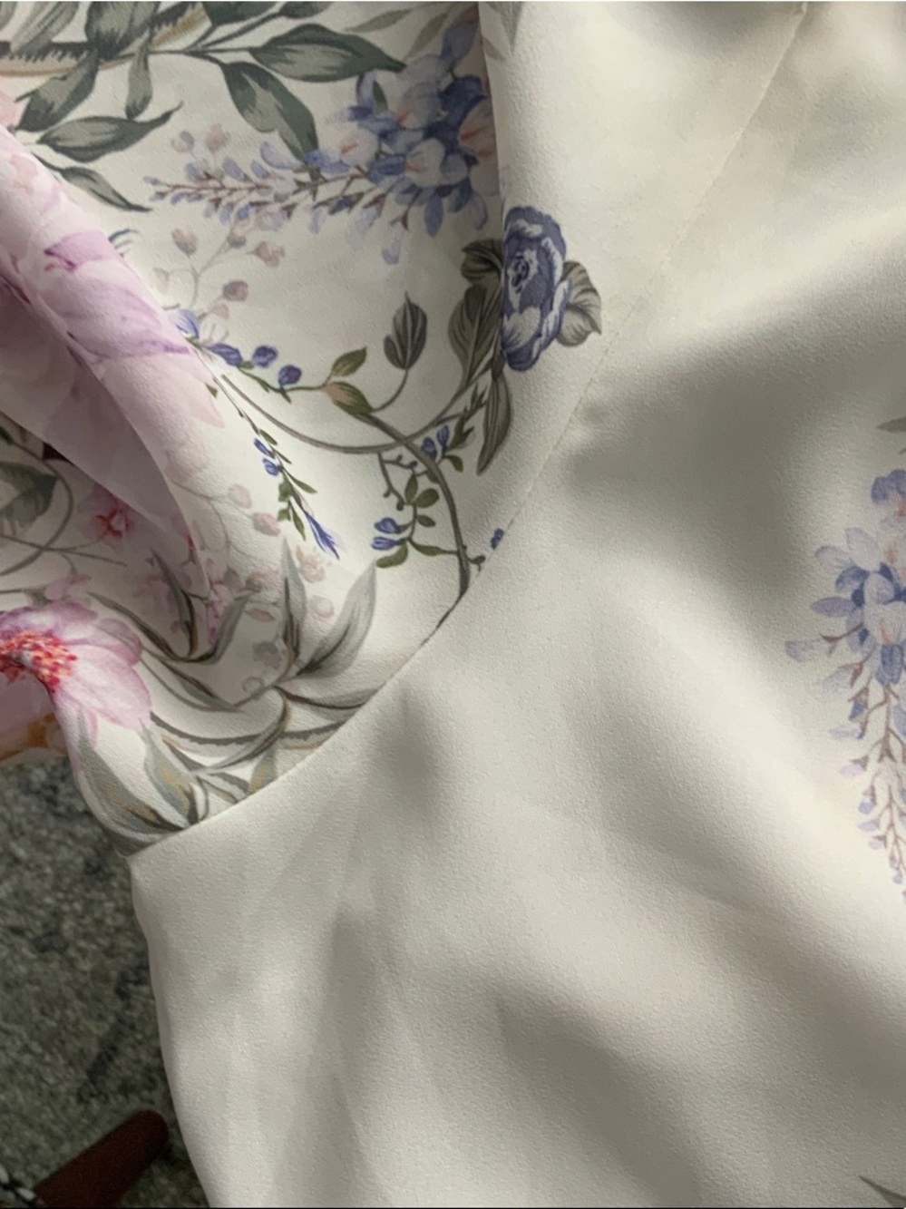 Maison d’Amélie Cream Floral Short-Sleeve Ruffle-Neck Blouse S - Picture 6 of 7